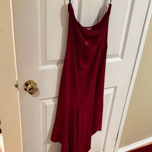 Chic Backless Red Dress